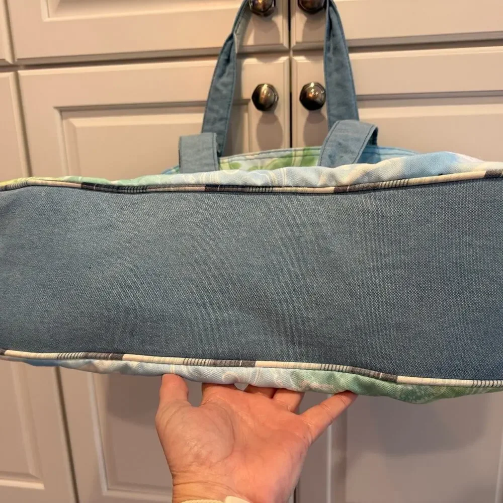 Guy Harvey Sea Turtle Tote/ Beach Bag